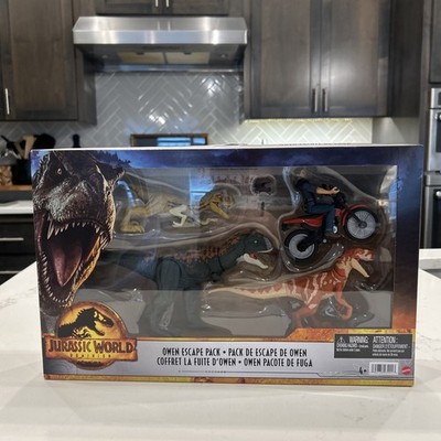 Jurassic World Dominion Owen Escape Pack Movie Scene Atrociraptor Carnotaurus 