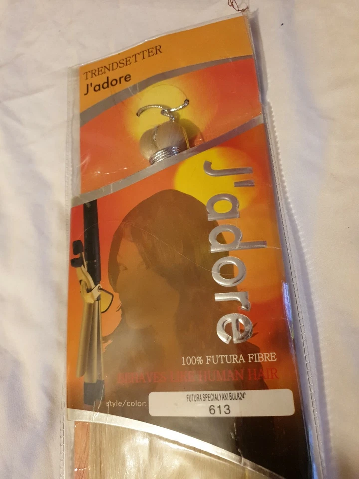 J'ADORE 100% FUTURA FIBRE HAIR EXTENSIONS. YAKI PONYTAIL. PLATINUM BLONDE 613 - Image 2 of 4