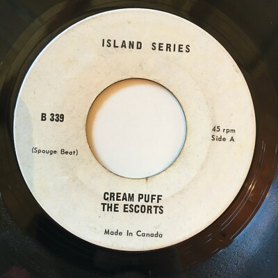 1973 THE ESCORTS - Cream Puff/A Little Love Island Series B 339 Reggae EX+