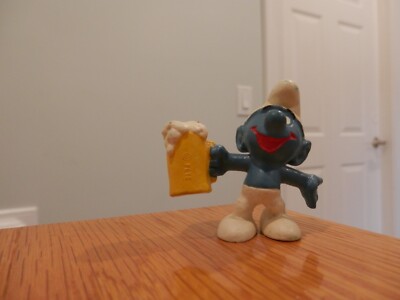 Vintage Smurf / Schlumpf  Lot of 7 + car Figures 70s-80s Approx. 25 Inches
