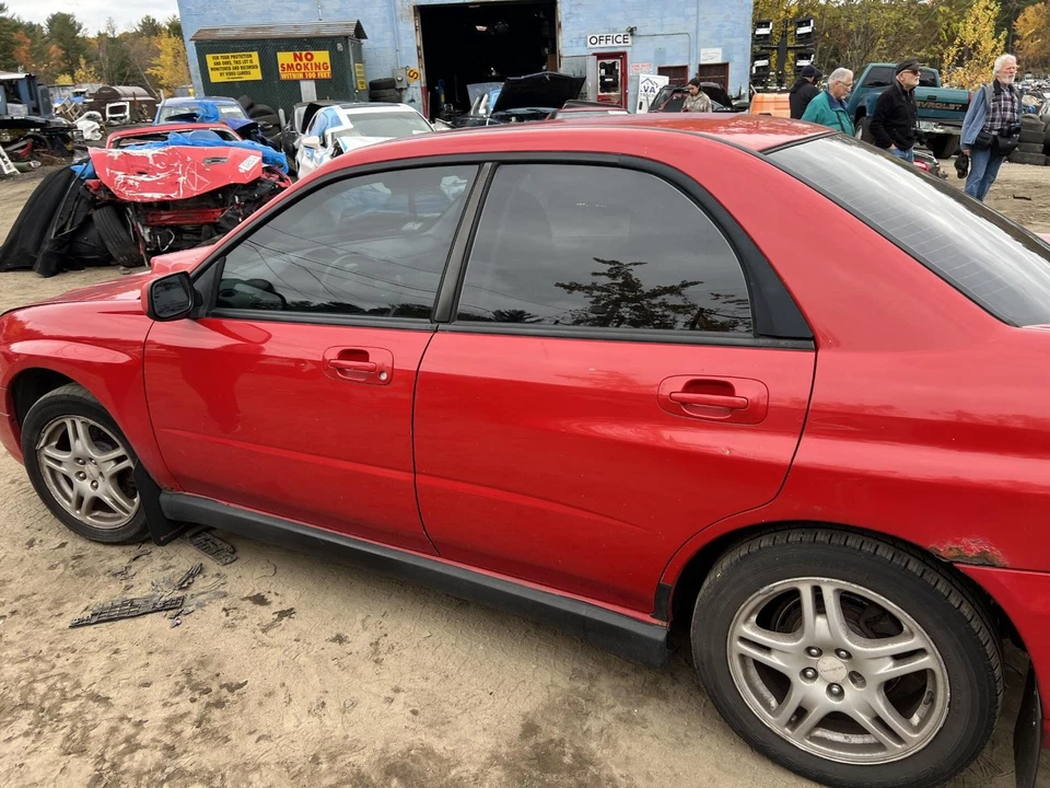 Front Bumper Assy. SUBARU IMPREZA 04 05 - Image 4 of 4