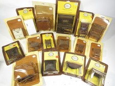 Lot of 16 Miniature Wooden Dollhouse Furnitur...