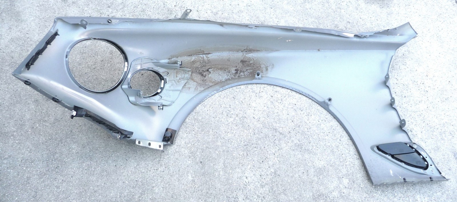 2019-2024 Bentley Continental GT GTC Front Right Fender Panel Wing 3SD821102R OE
