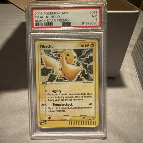 Pokémon TCG Pikachu Holo Black Star Promo 012 Electric Basic 50 HP PSA 7 2003