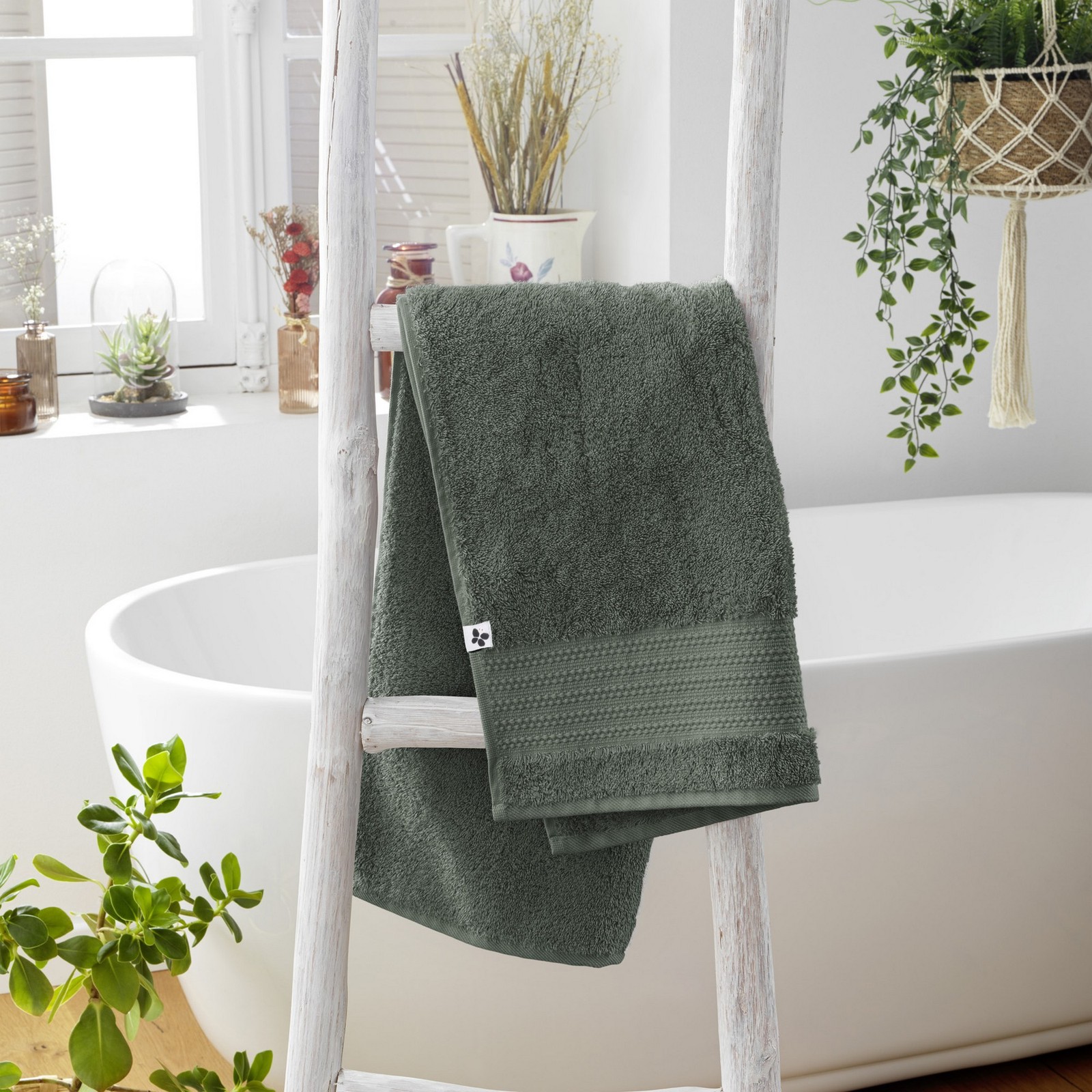 Serviette de toilette 50x90 cm GARANCE Romarin pur coton éponge