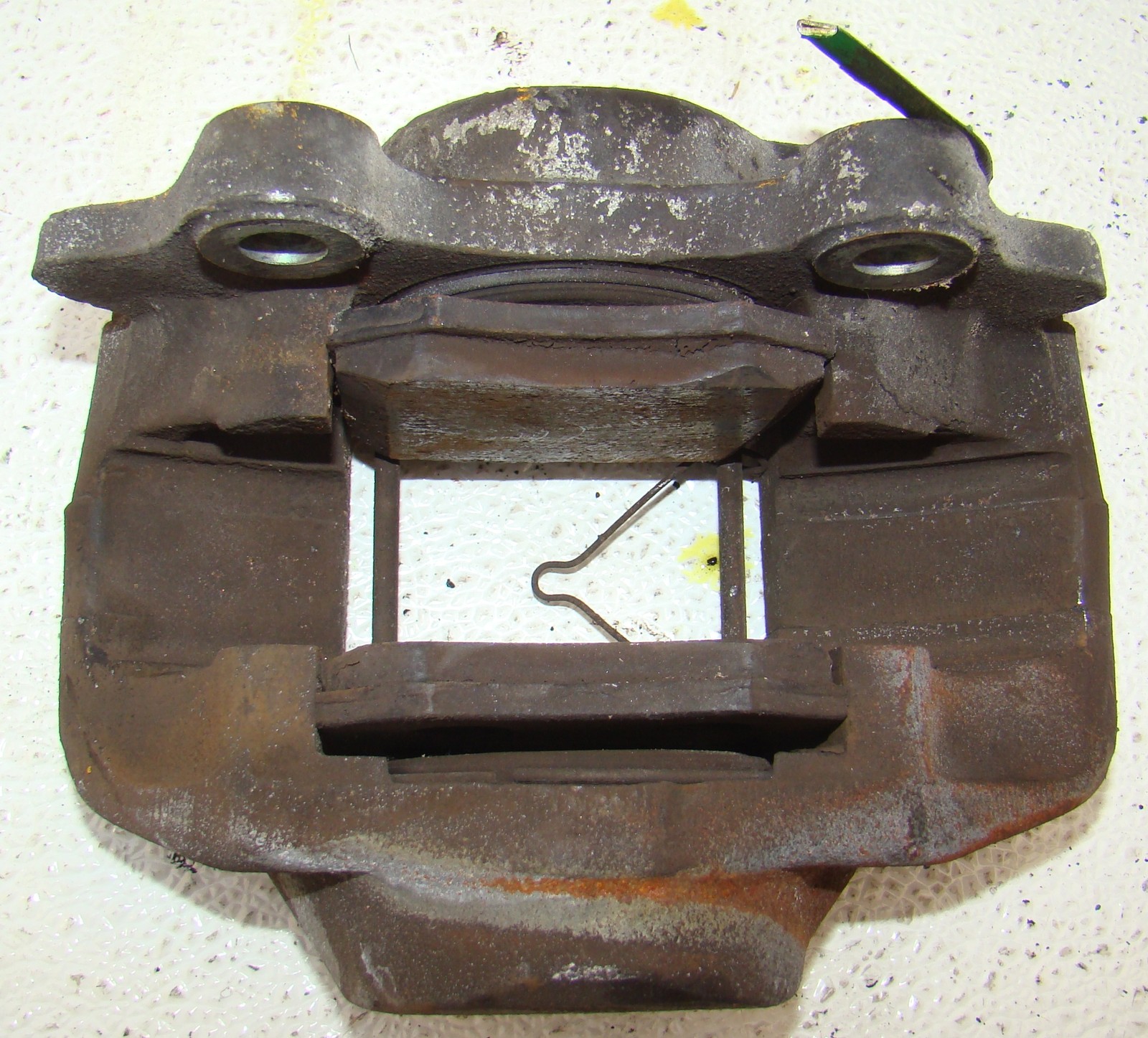 ROLLS ROYCE BRAKE CALIPER FRONT WHEEL PASSENGER FRONT SILVER SPUR
