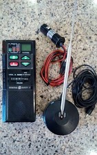 GE CITIZEN BAND TRANSCEIVER, ANTENNA, car charger/ MODEL NO. 3-5909A