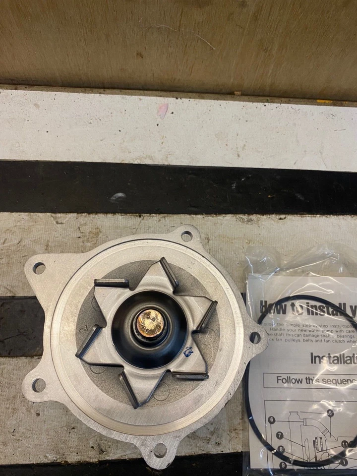 Bomba de agua Acdelco GM OEM Dodge Plymouth Chrysler Mitsubishi 2.5 3.0 90-00 Nuevo de Lote Antiguo Foto 3 de 3