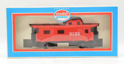 Model Power 9125 HO Scale Wide Vision Railroad Train Caboose in Box