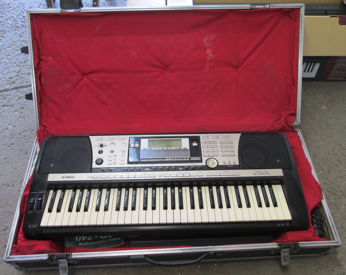 Yamaha PSR-740シンセサイザー 61鍵盤 Yamaha PSR-740シンセサイザー 61鍵盤 Yamaha PSR 740 Keyboard