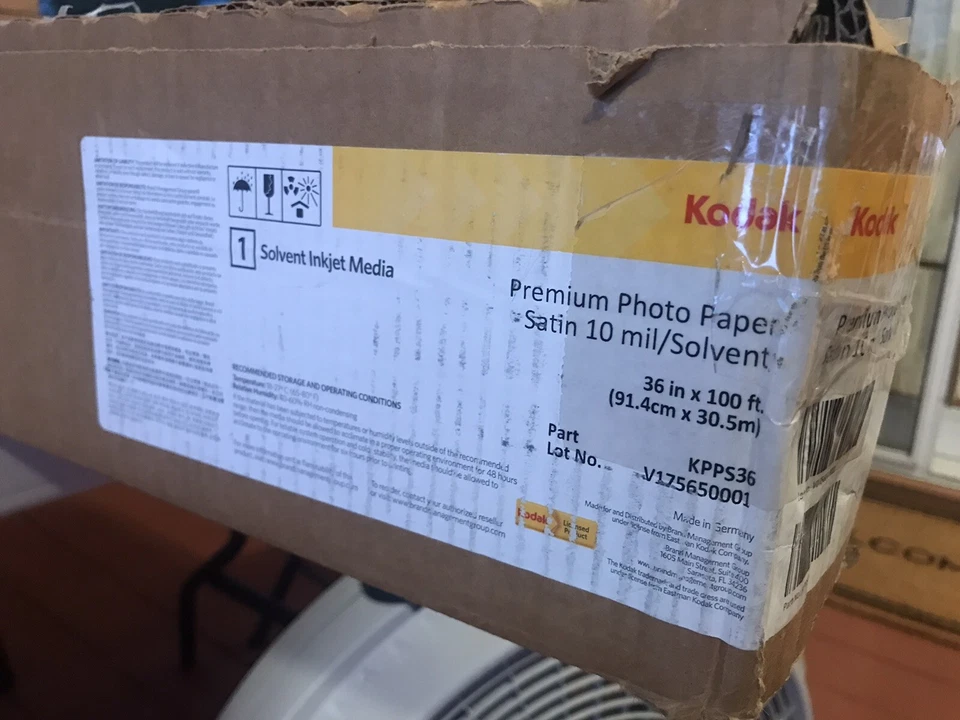 Kodak KPPS36 Premium Photo Paper Gloss Satin 10 mil/solvent 36" X 100Ft - Image 2 of 3