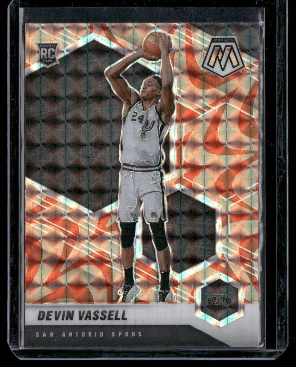 2020-21 Panini Mosaic #221 Devin Vassell Mosaic Reactive Orange