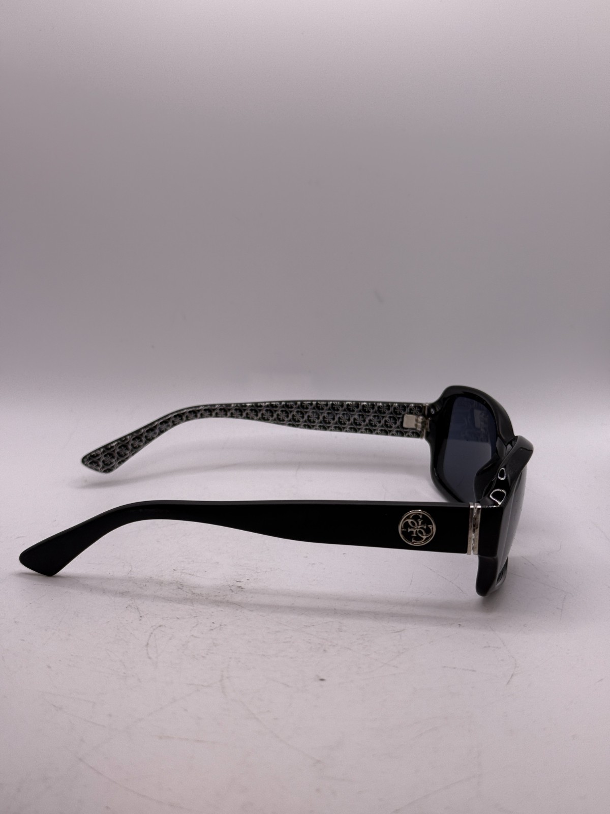 Guess GU7410 01A Black Rectangular Plastic Sungla… - image 6