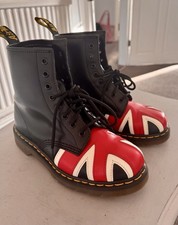 Dr. Martens Union Jack Boot Size 6