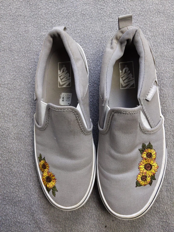 Vans Zapatos Mujer Talla 4 Gris Sin Cordones Girasol Bordado Floral Lona Informal Foto 2 de 4