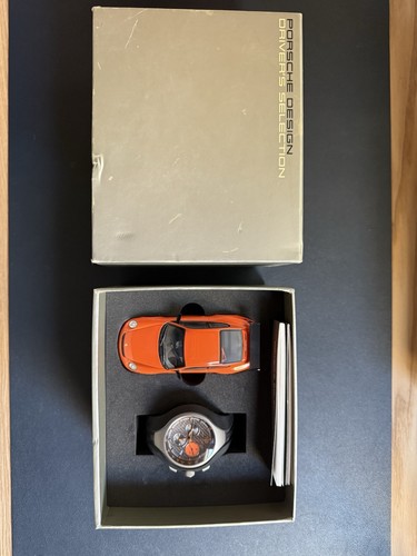 Porsche 911 GT3 Limited Edition Chronograph Watch 47mm Titanium, Carbon Dial - Picture 5 of 6