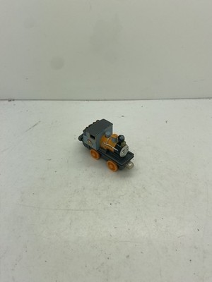 F722 DASH  - Thomas & Friends Take N Play Along Diecast Metal Train