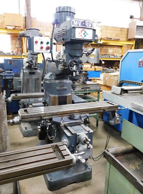 #10866: Amstar Vertical Milling Machine by Machinery Group