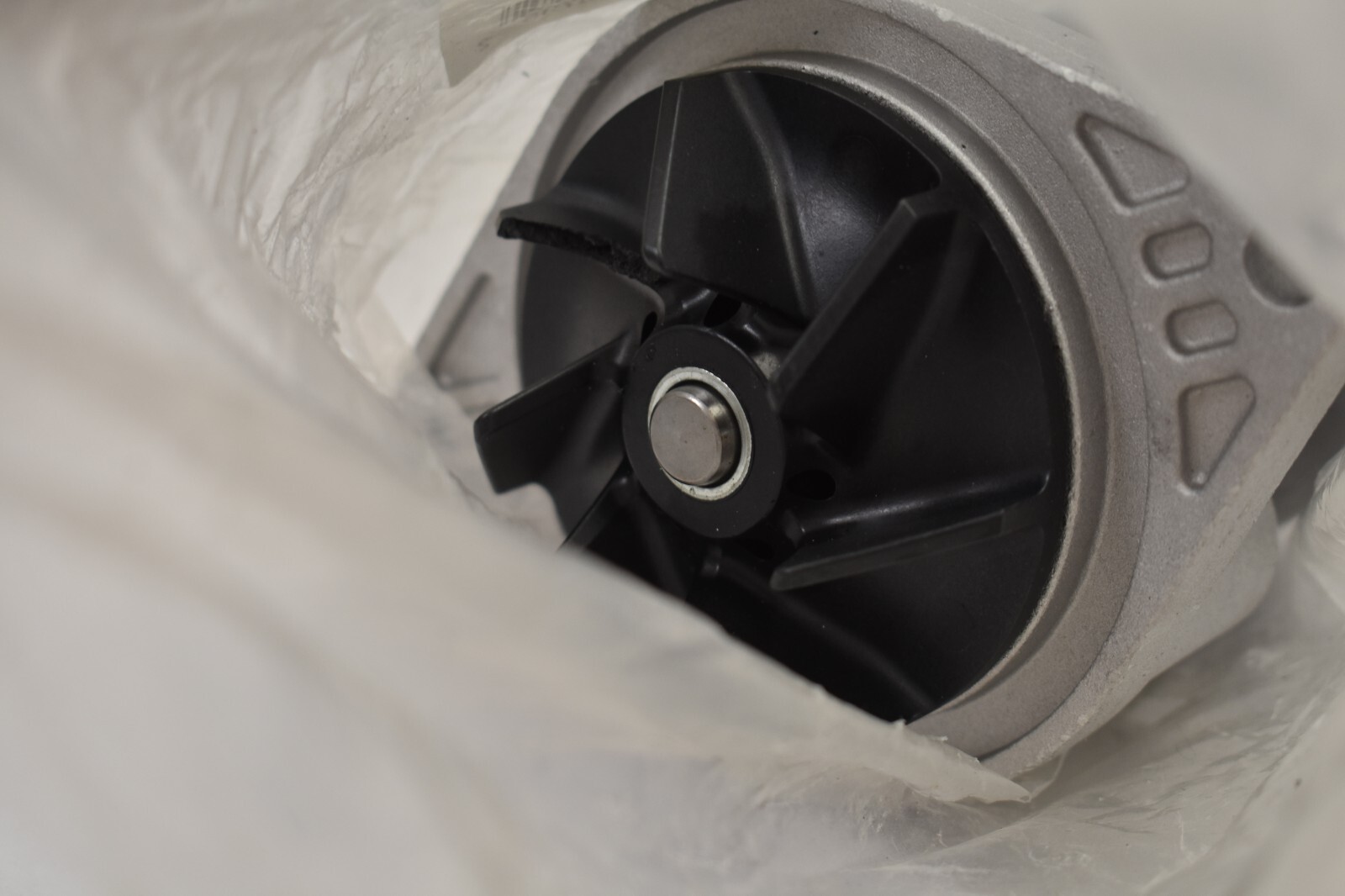 Engine Water Pump Automotive Replacement Unit 120-4050 Steel Precision