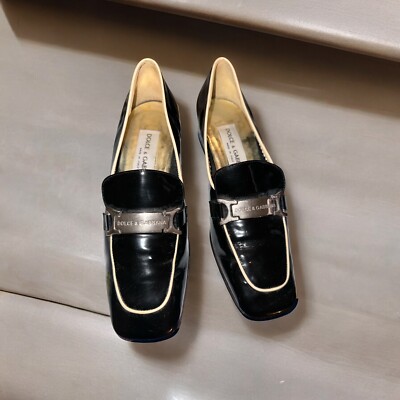 Gorgeous pair of Dolce Gabbana patent loafers Polished calfskin loafers in Black for Women | Dolce&Gabbana® US main image 3