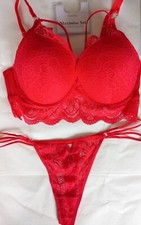 2 SIZES BIGGER MAXIMISE  BOOB JOB SUPERBOOST BOMBSHELL BRA & THONG SET PRIMARK
