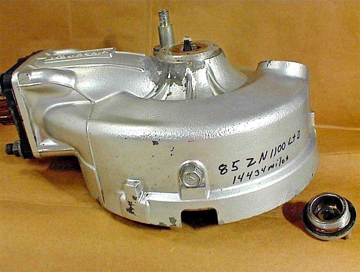 専用出品「とれいん　1980、1986、1985、1983、1982　5件分」 1985 KAWASAKI 1100 ZN1100 LTD SHAFT DIFFERENTIAL FINAL DRIVE
