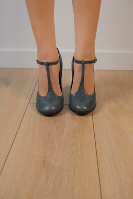 TRENDING Roccobarocco Buckle Leather Heels | Size 38.5 | Teal | 10 cm Heel