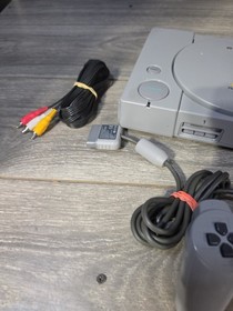 Sony PlayStation 1 PS1 Gray Game Console Bundle Great Condition Tested &Cleaned