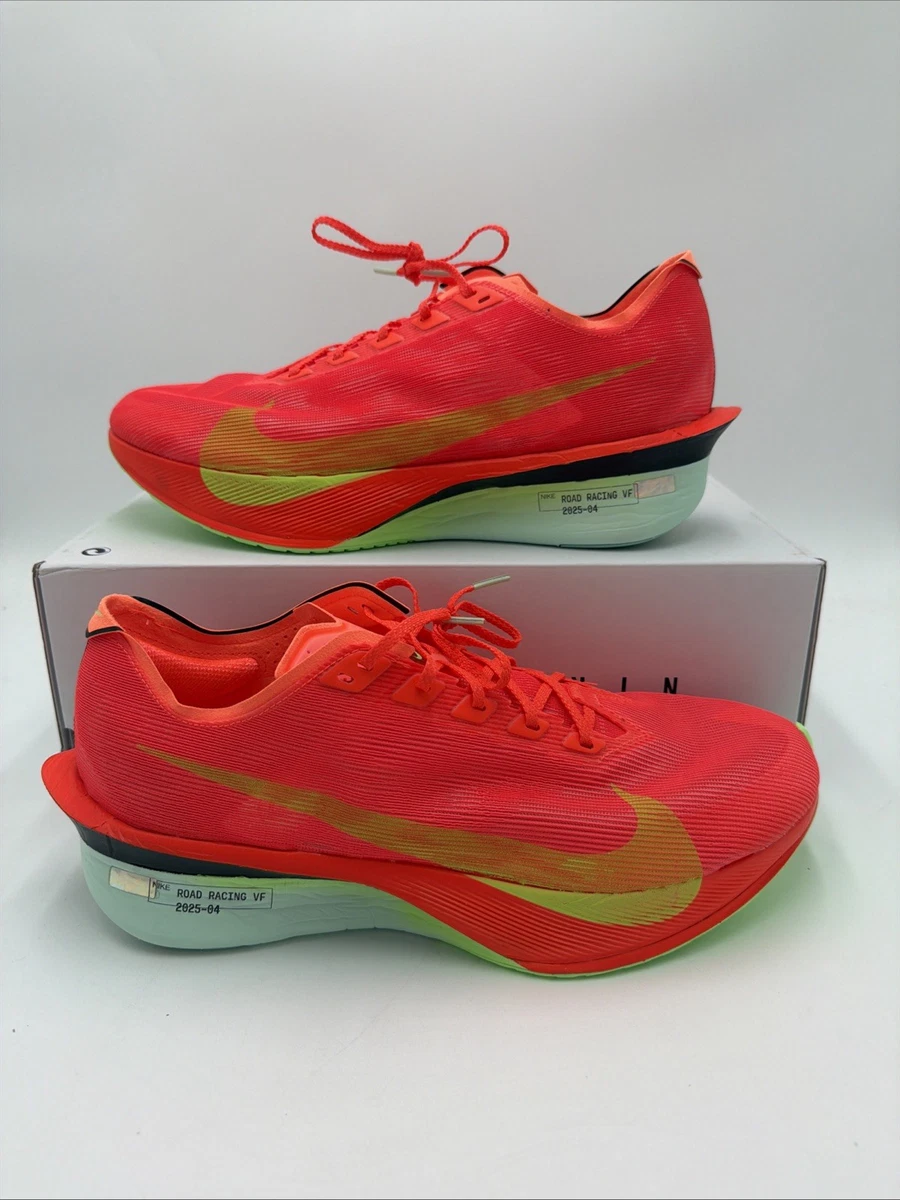 Nike Men display picture 1