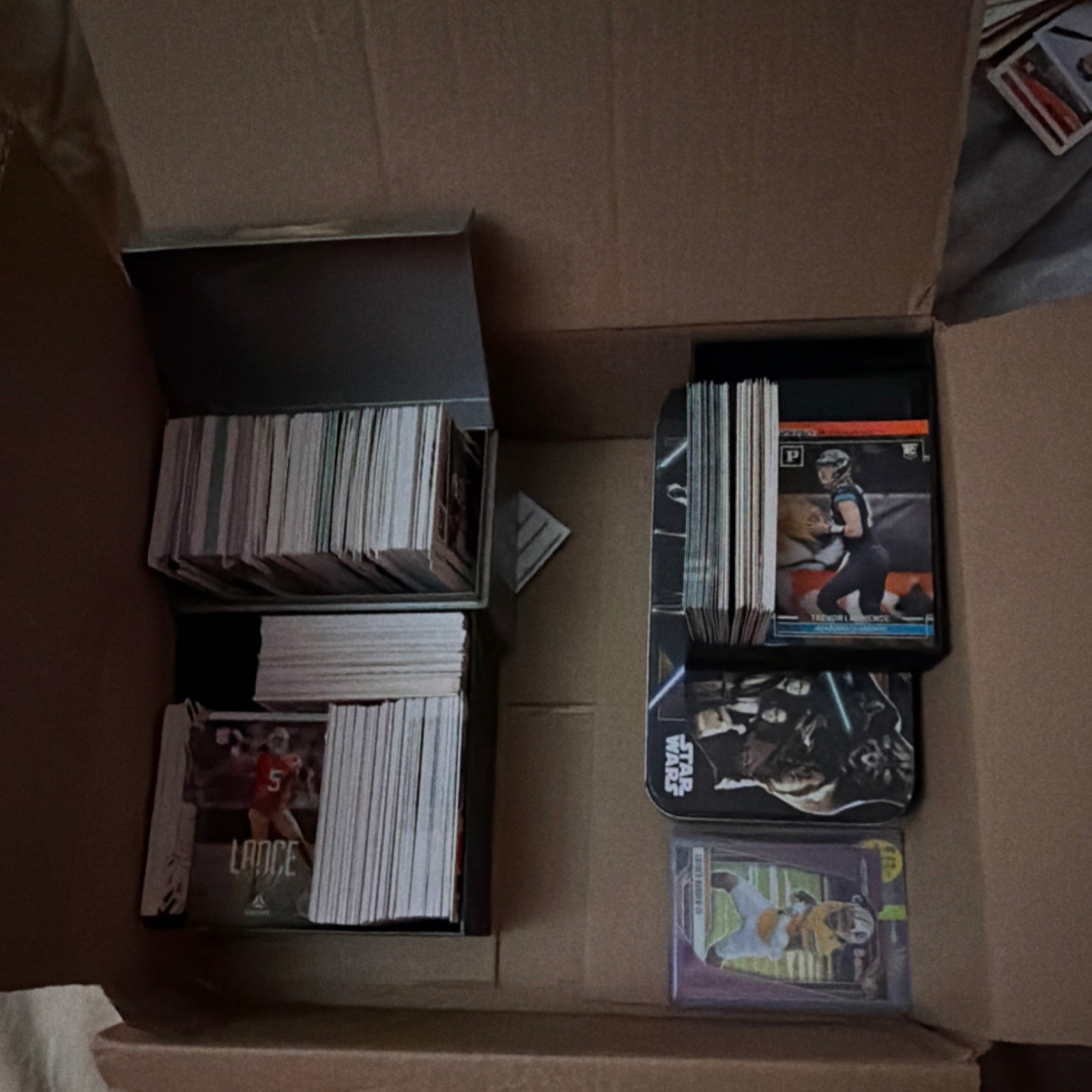 100 NFL CARD LOT – ROOKIES, STARS & INSERTS – PACK