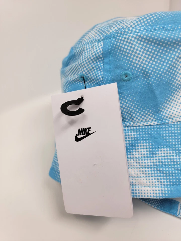 NUEVO CON ETIQUETAS Nike Infantil Azul Báltico Cubo Sombrero para el Sol UPF 40+ Swoosh ~ 12-24 Meses  Foto 3 de 4