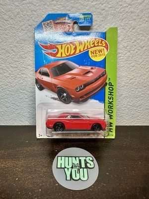 Hot Wheels Workshop  15 Dodge Challenger SRT
