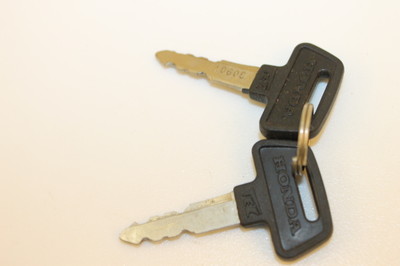 NOS HONDA OEM PRE MOTORCYCLE CUT KEY SET # 30907 | eBay