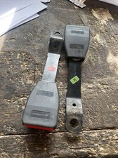 Range Rover P38 Gürtelschnallen vorne Paar 9...