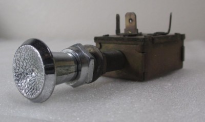 AUTO MARINE PUSH/PULL HEADLIGHT SWITCH UNIVERSAL LITE BOAT BOW BAT ANC'R ANCHOR
