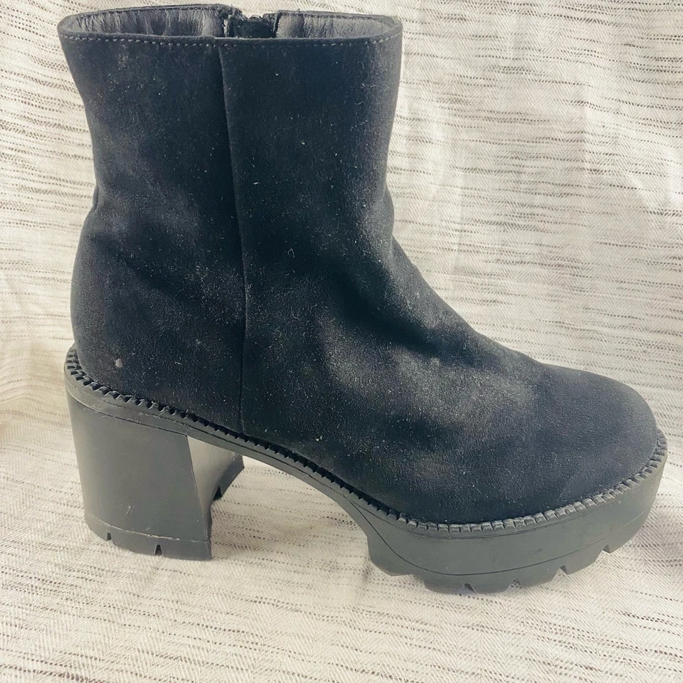 Wild Pair Margo Black Faux Suede Lug Sole Chunky Heeled Ankle Boots 10 Goth Punk - Image 2 of 4