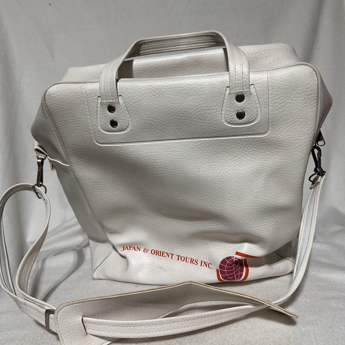 アンティーク行李 SWISSGEAR Vintage Trunk Large Checked Spinner in White