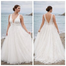 Willowby by Watters Dahlia Lace Wedding Dress Deep V Tulle Skirt Gown 8 NWT