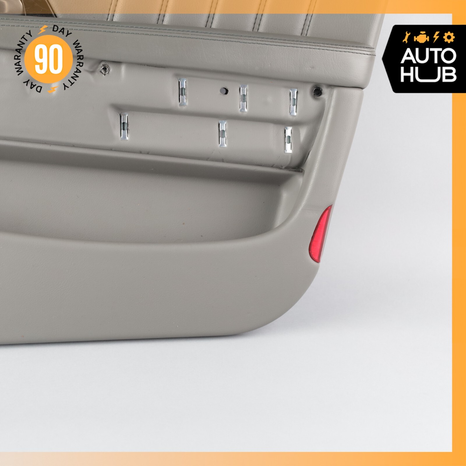 03-13 Maserati Quattroporte M139 Front Right Side Interior Door Panel OEM 75k