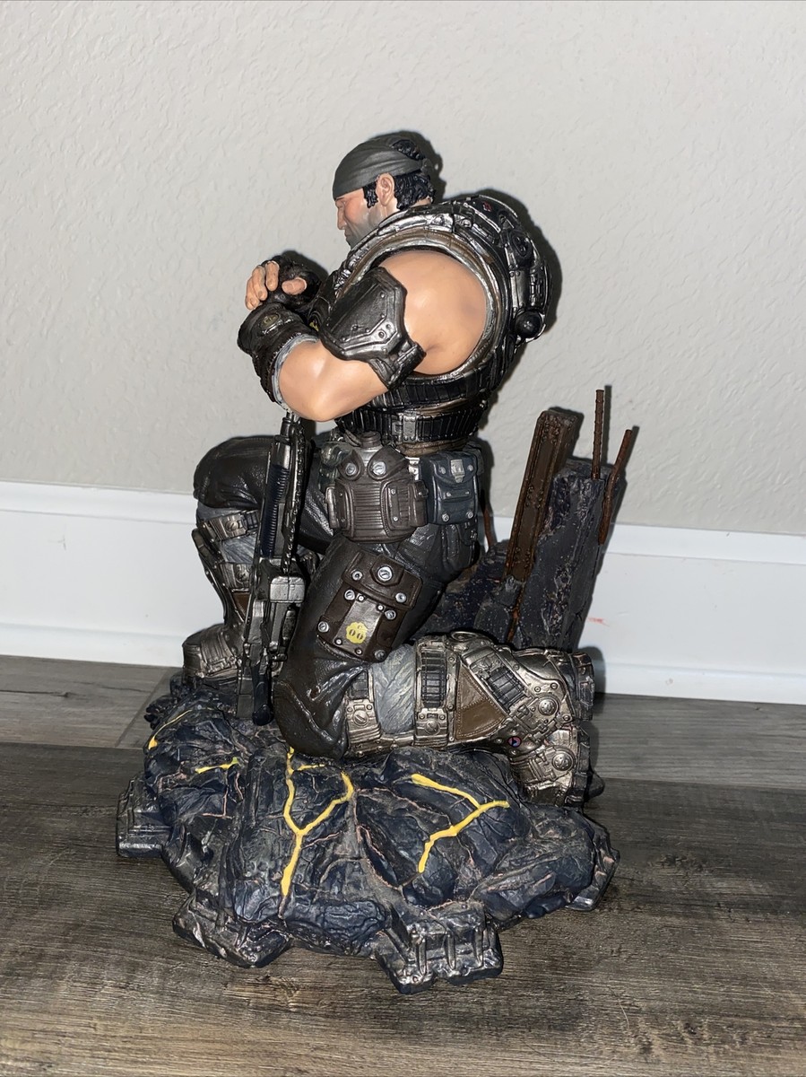 ギアーズ・オブ・ウォー3 限定版フィギュア Gears of War 3 Limited Edition Marcus Fenix Collectors