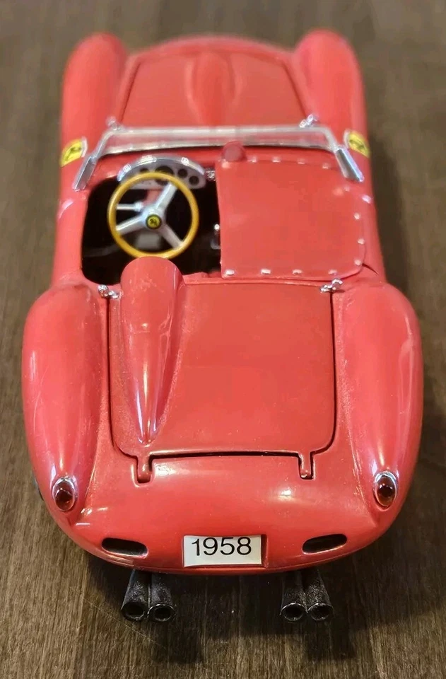 Danbury Mint 1958 Ferrari 250 Testa Rossa ~ ED133 - Image 2 of 4