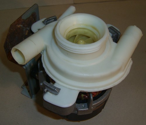 Spülmaschine IGNIS ADL 837 Umwälzpumpe Waschpumpe Zirkulationspumpe Umlaufpumpe