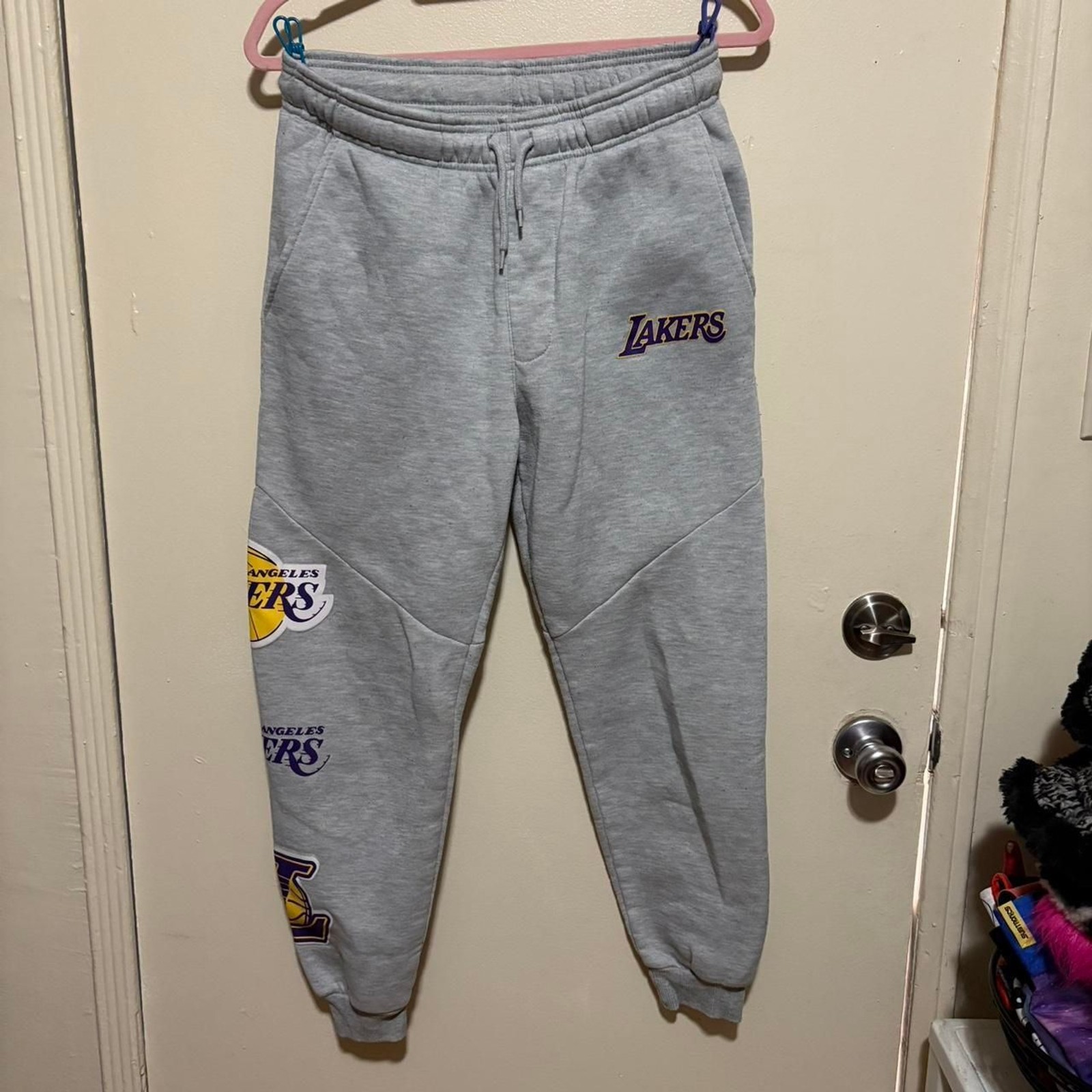 Lakers sweatpants with broken zipper size medium for sale-image