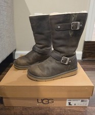 RARE Vintage UGG Kensington 5678 Moto Boots Women's Size 6 Olive Green Leather