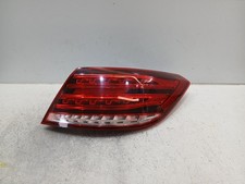 2013-2016 MERCEDES E-Klasse Rücklicht Fahrerseite A2079063400 Original
