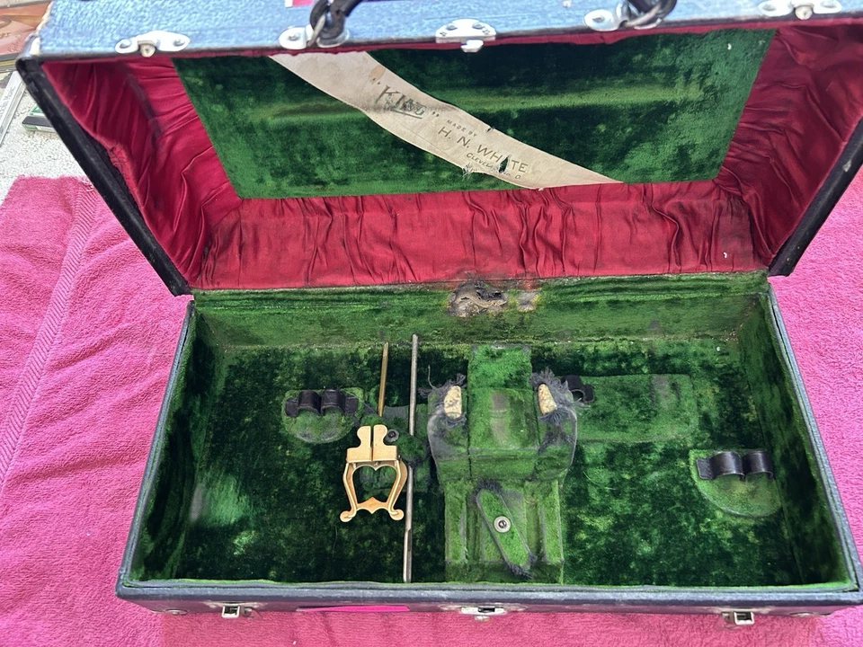 Modelo King Cornet Vintage Perfecto Mejorado Foto 4 de 4