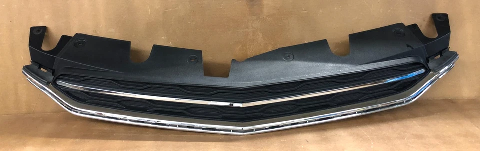 Chevy Equinox 2016 2017 parrilla superior Foto 2 de 4