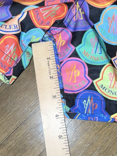 Hermosos pantalones cortos de natación Moncler vintage talla adulto grande - Imagen 7 de 10