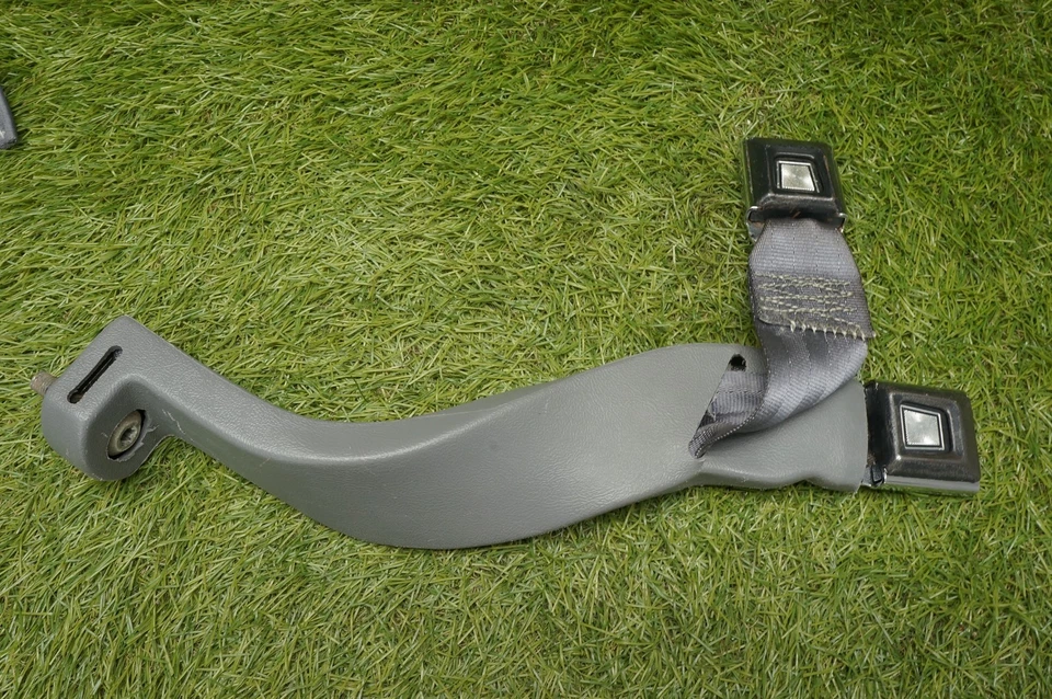 92-96 OBS Ford F150 F250 Salto Asiento 40/20/40 Cubo Cinturón Hebillas Gris Foto 2 de 4