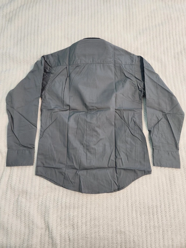 Camisa masculina Ben Sherman EUA 8-10 e Perry Ellis tamanho 8 pacote manga curta e longa - Imagem 3 de 4